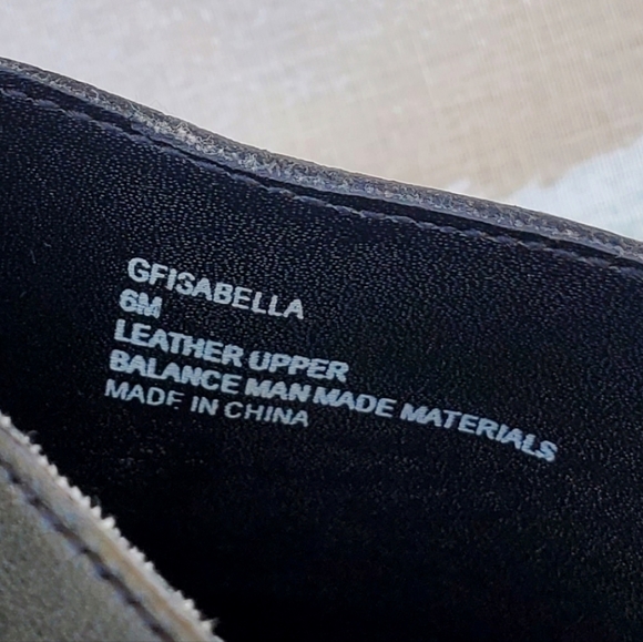 Guess Isabella Heeled Mule Black Leather Peep Toe Platform Pumps Sz 6 Medium - Picture 2 of 9